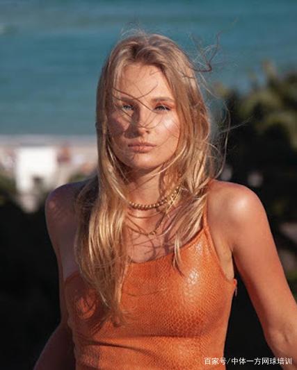 而赛场上的 而赛场上的