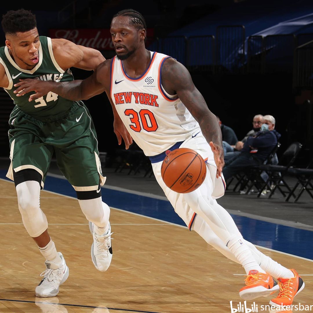 他用一次次 他用一次次