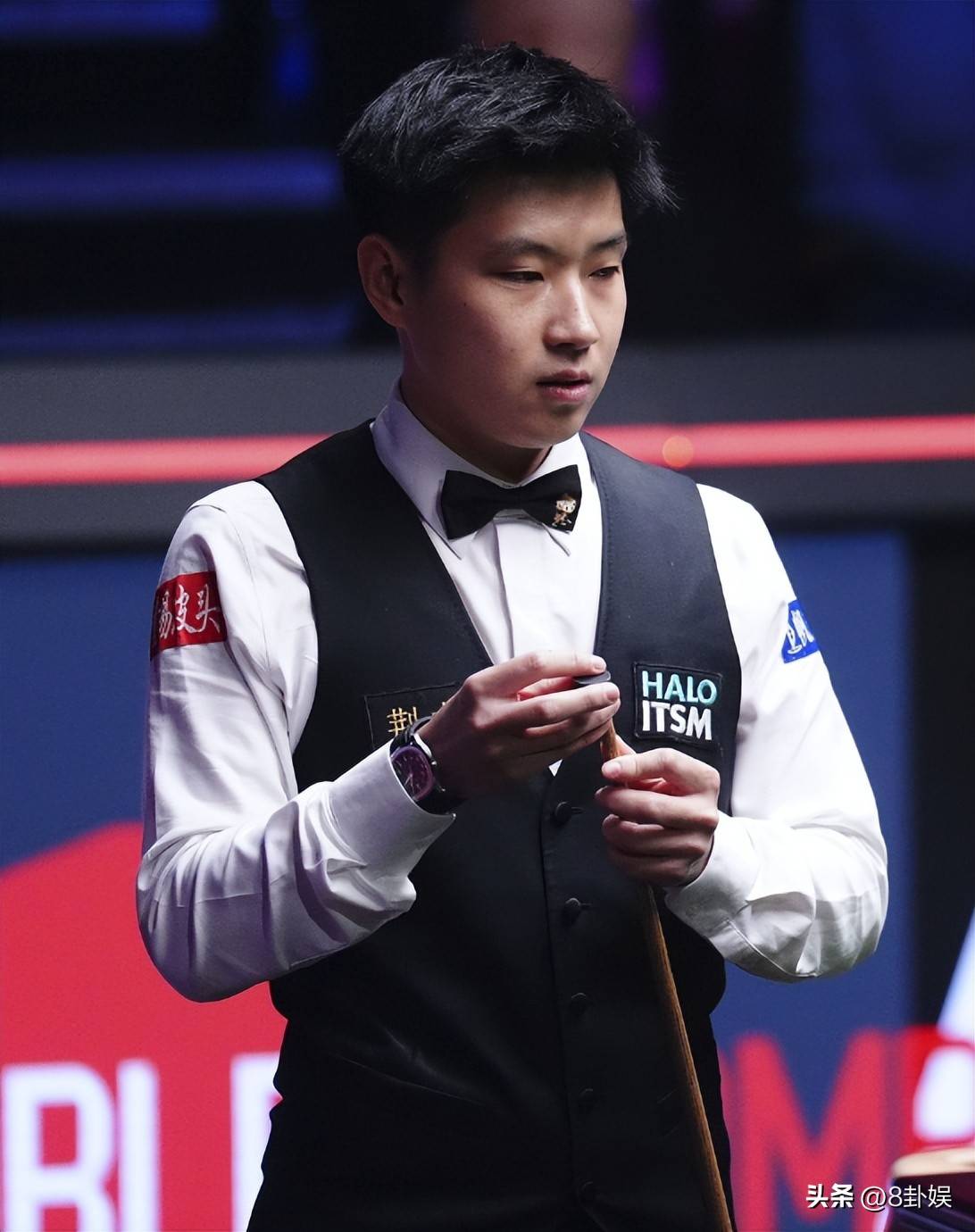 试图以长球 试图以长球